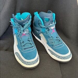 Men’s Teal and Pink High-Top Sneakers size 10